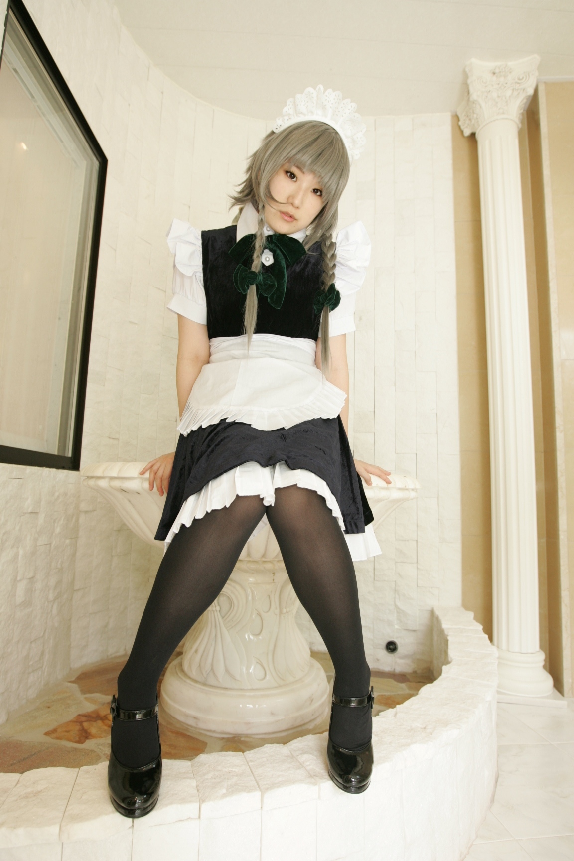 Black silk game beauty [Cosplay] izayoi Sakuya Japanese super seductive beauty photo